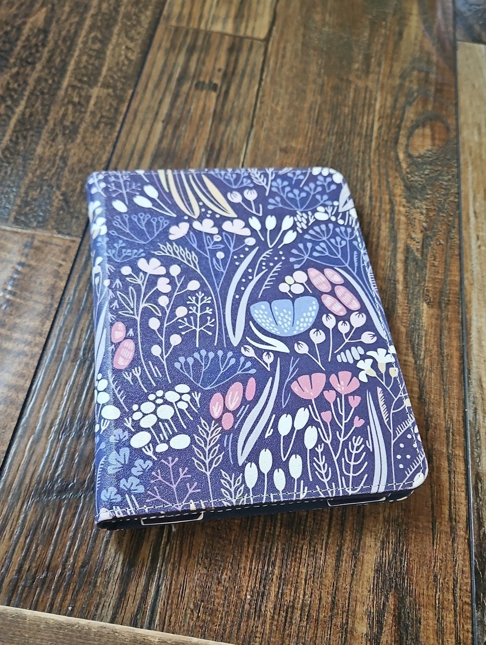 Kindle 5" x 7" Purple Floral Tablet Case Cover - Unbranded